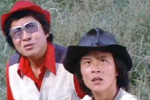 霧島五郎と主人公の静 弦太郎